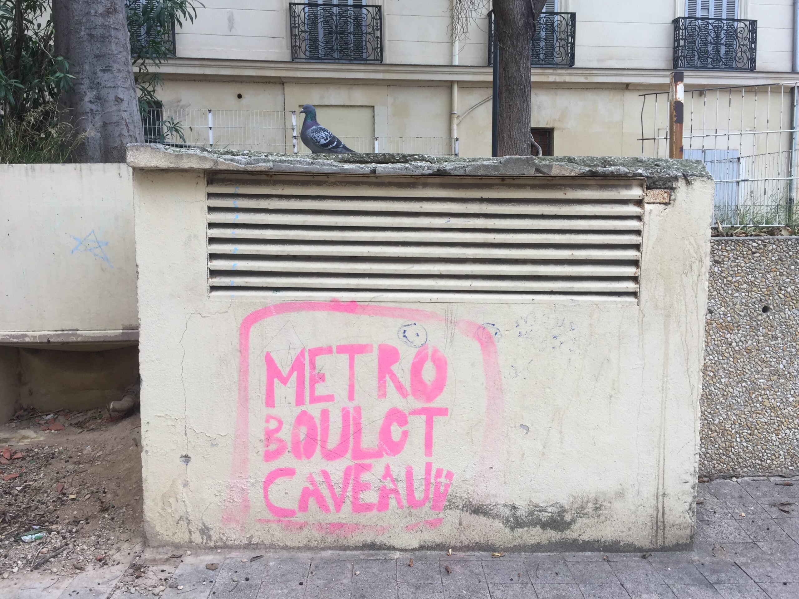 20201125_mrs_metro_boulot_caveau.jpg